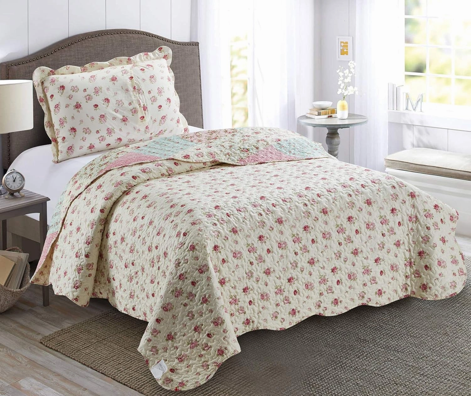 Brilliant Sunshine Roses Quilt Set, 2-Piece Bedding Sets with 1 Sham, Patchwork Design, Washable and Reversible Bedspread, Soft Lightweight Coverlet, All-Season, Twin/Twin XL, Pink Green