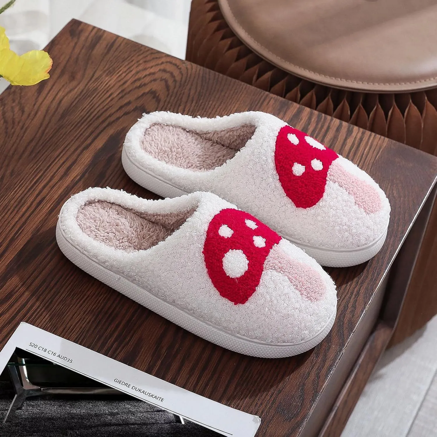 Christmas Slippers Reindeer Slippers for Women and Men Holiday Halloween Slippers Indoor Bedroom Fluffy Warm Fleece Slippers Winter Soft Cozy Home Non-Slip Soft Plush Slip-on Wool Lined House Shoes