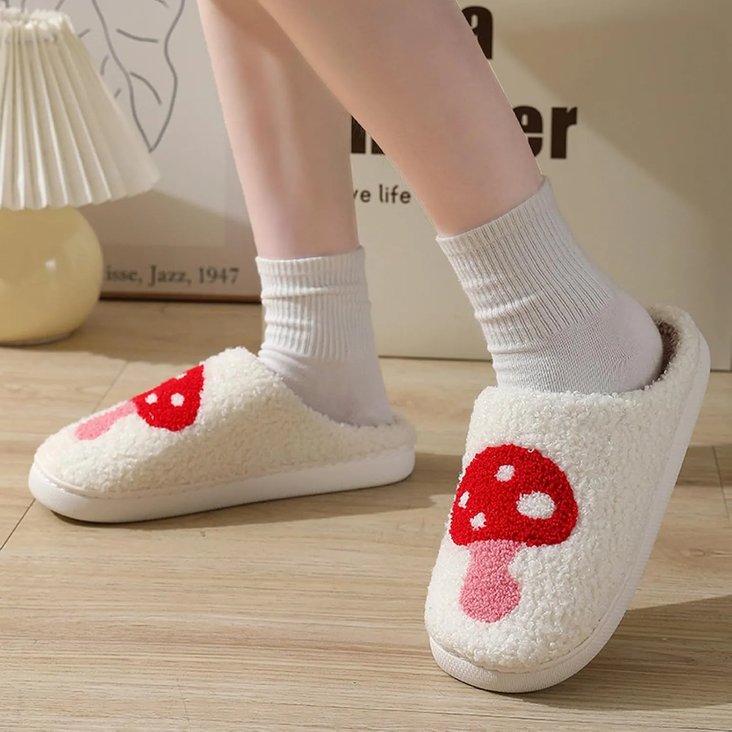 Christmas Slippers Reindeer Slippers for Women and Men Holiday Halloween Slippers Indoor Bedroom Fluffy Warm Fleece Slippers Winter Soft Cozy Home Non-Slip Soft Plush Slip-on Wool Lined House Shoes