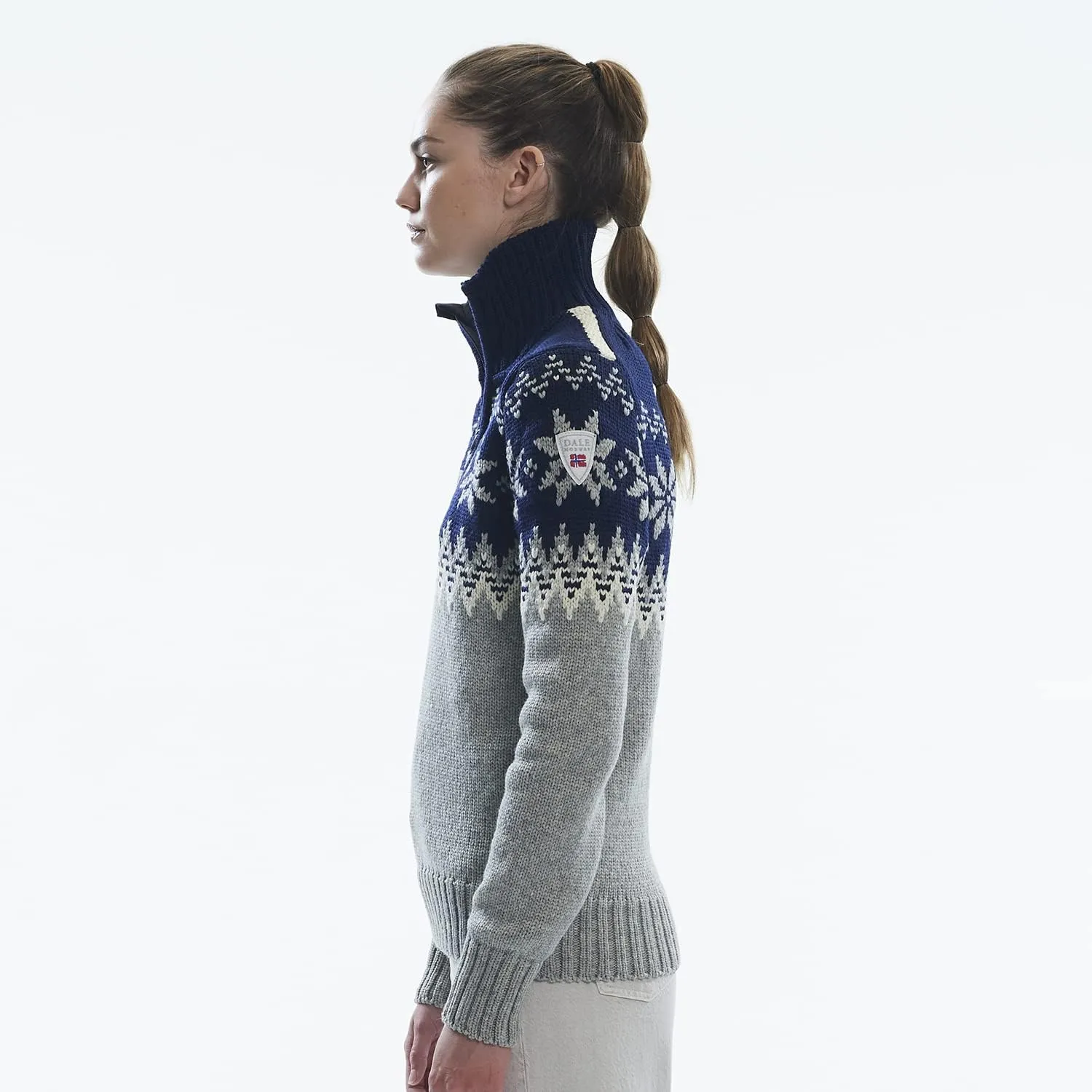 Dale of Norway Myking Women’s Sweater - Sweaters for Women - 100% Merino Wool Pullover - Modern Feminine Fit Ladies Sweaters