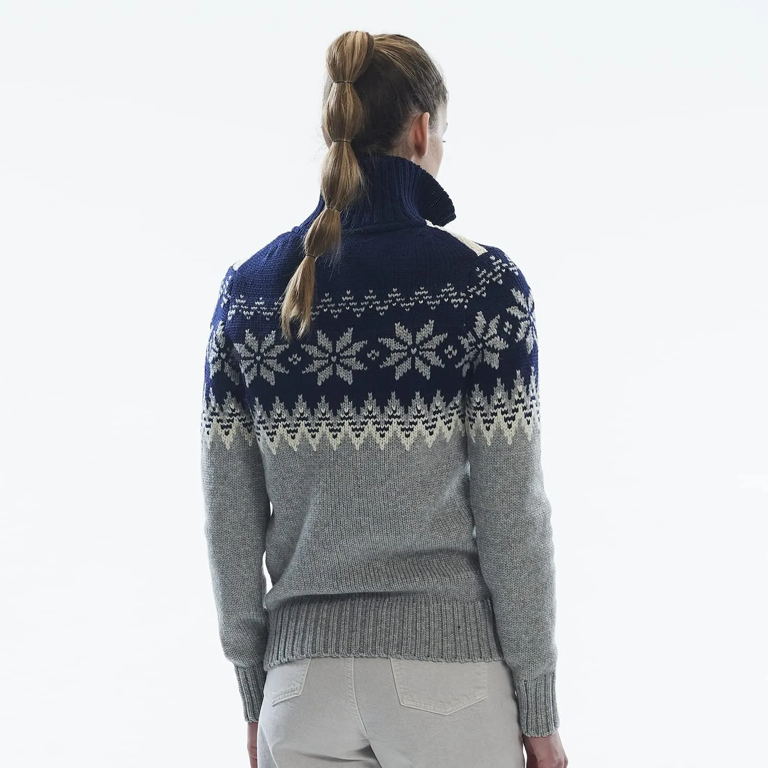 Dale of Norway Myking Women’s Sweater - Sweaters for Women - 100% Merino Wool Pullover - Modern Feminine Fit Ladies Sweaters