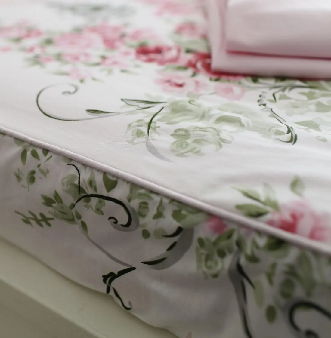 FADFAY Shabby Floral Bedding Set Full Size Sheet Set 4 Piece Premium 100% Cotton Pink Rose Pattern :1 Deep Pocket Fitted Sheet, 1Flat Sheet, 2 Pillowcases (Standard Size)