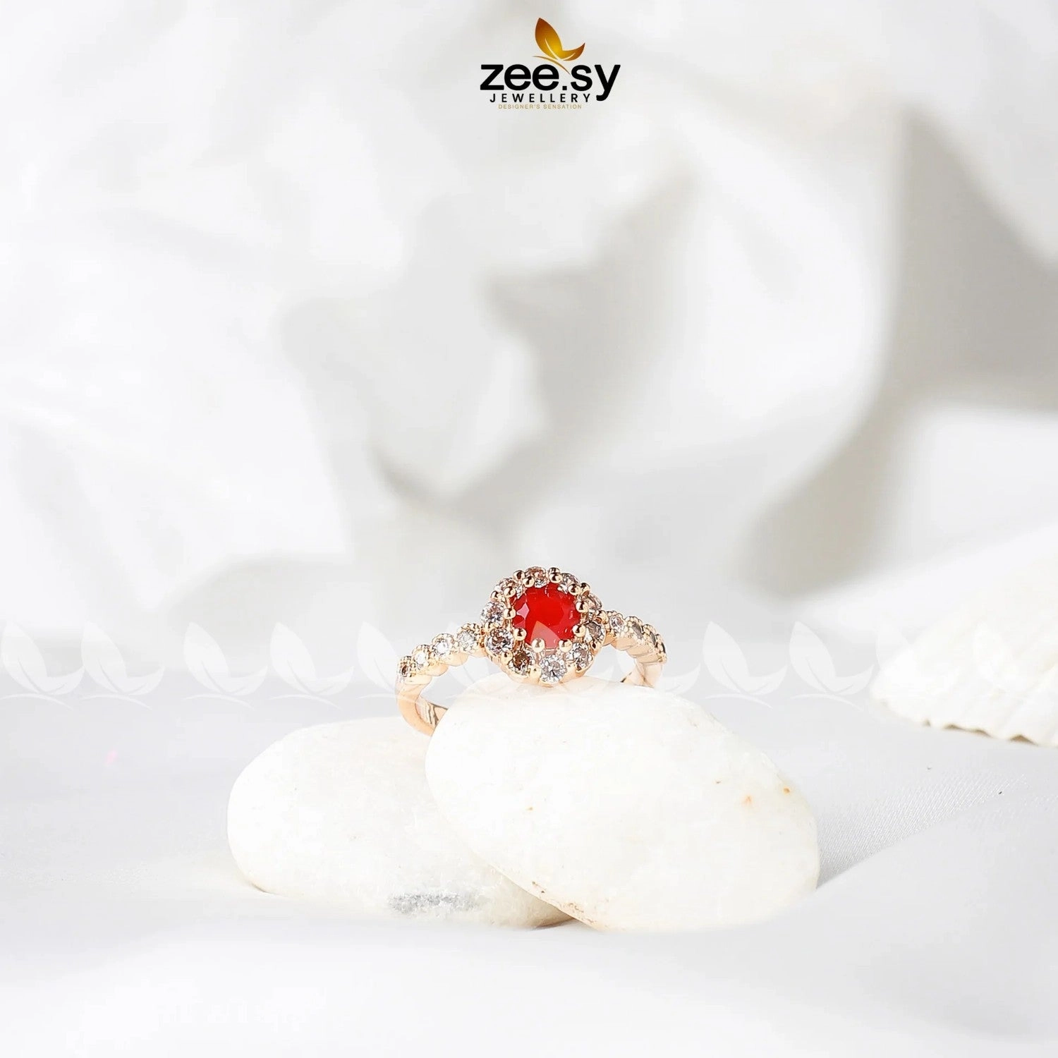 Gleaming Ring - Golden Red