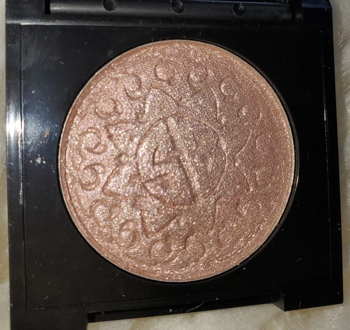 Gossip Girl Collection - Sunshine Barbie Pressed Highlighter