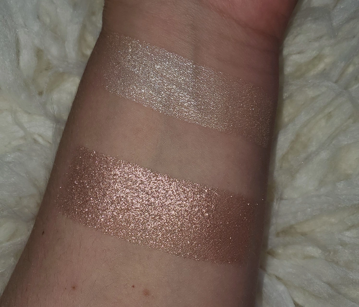 Gossip Girl Collection - Sunshine Barbie Pressed Highlighter