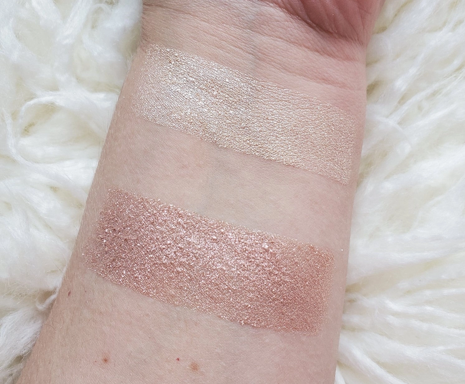 Gossip Girl Collection - Sunshine Barbie Pressed Highlighter