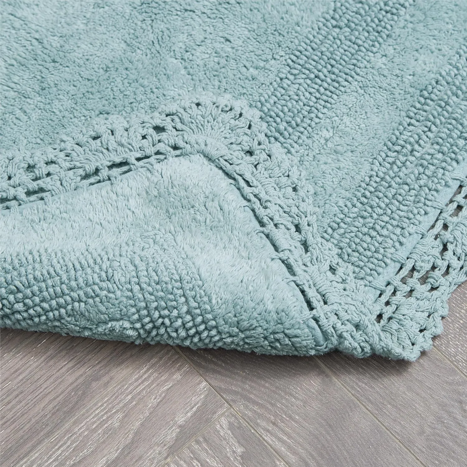 Laura Ashley Crochet Cotton 17x24/21x34 in. 2-Piece Bath Rug Set, Aqua