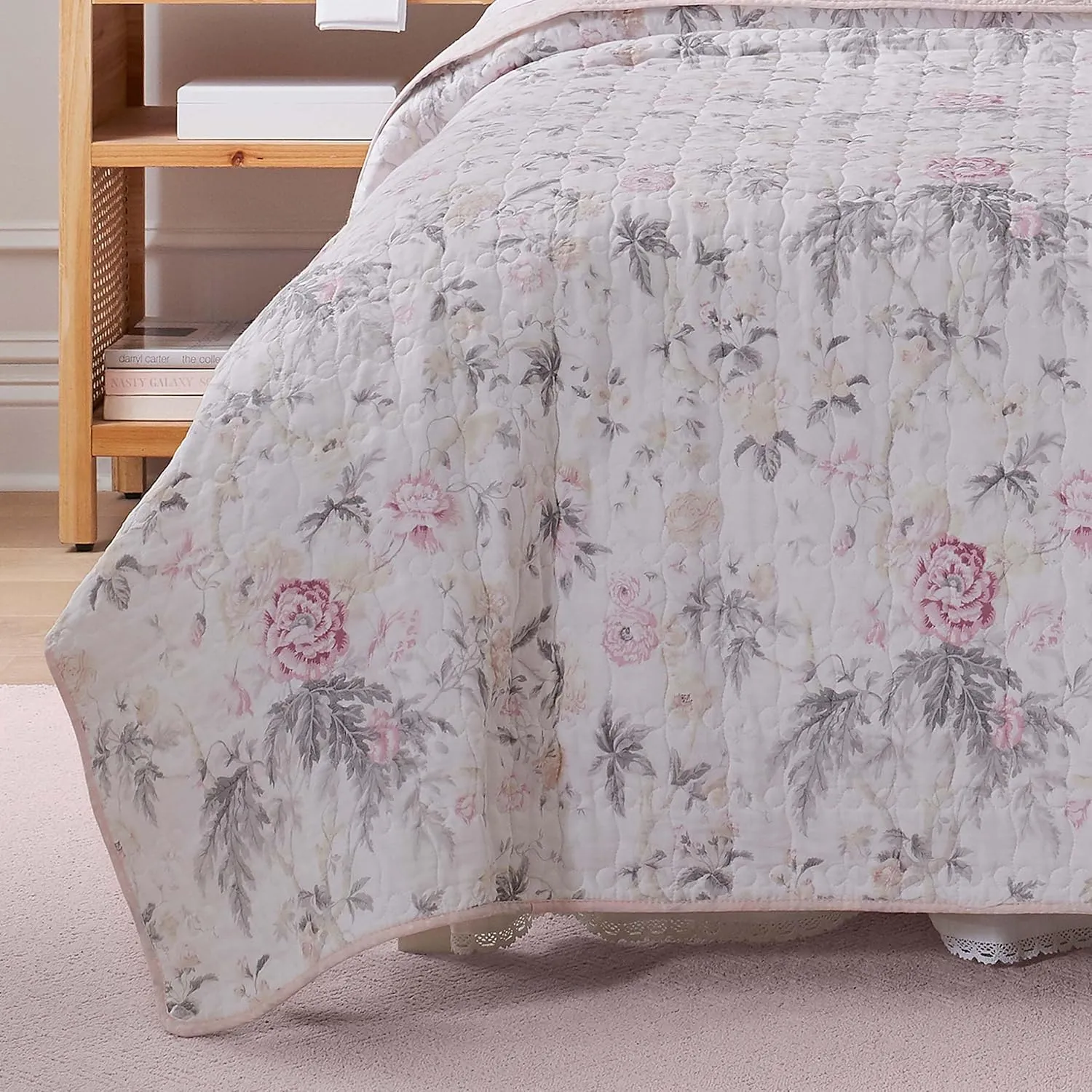 Laura Ashley - Twin Quilt Set, Reversible Cotton Bedding with Matching Sham, Lightweight Home Decor for All Seasons (Breezy Floral Pink/Grey, Twin)