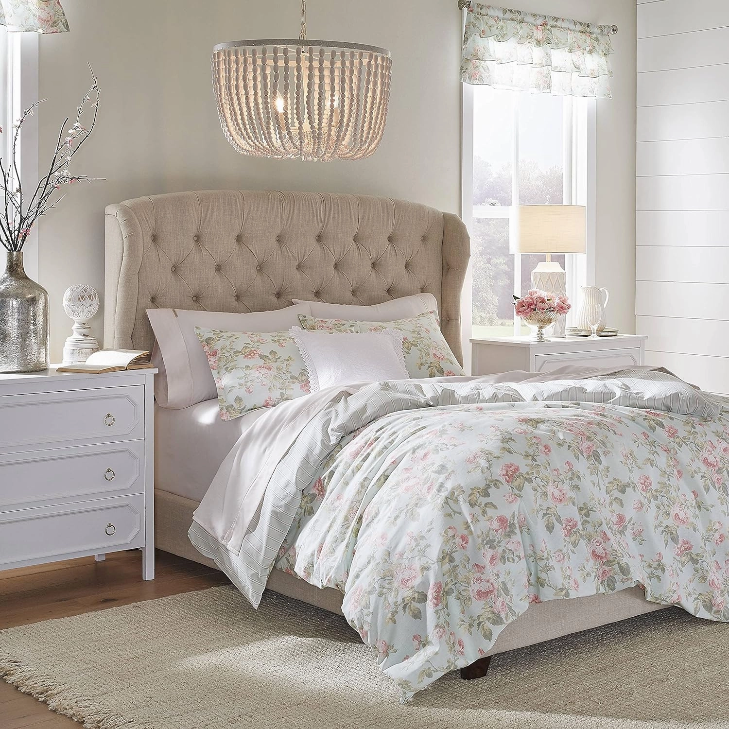 Laura Ashley Home - Queen Duvet Cover Set, Reversible Cotton Bedding with Matching Shams, Breathable Home Decor for All Seasons (Madelynn Blue, Queen)