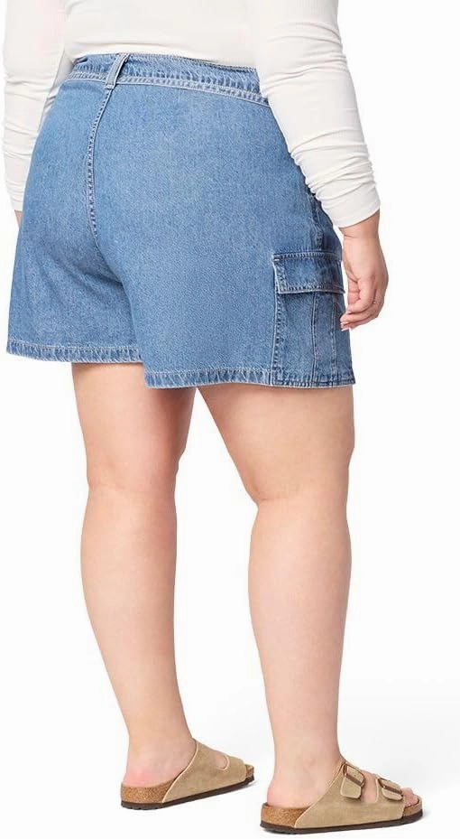 Levi Strauss Signature Gold Women's Belted Cargo Shorts (Available in Plus)