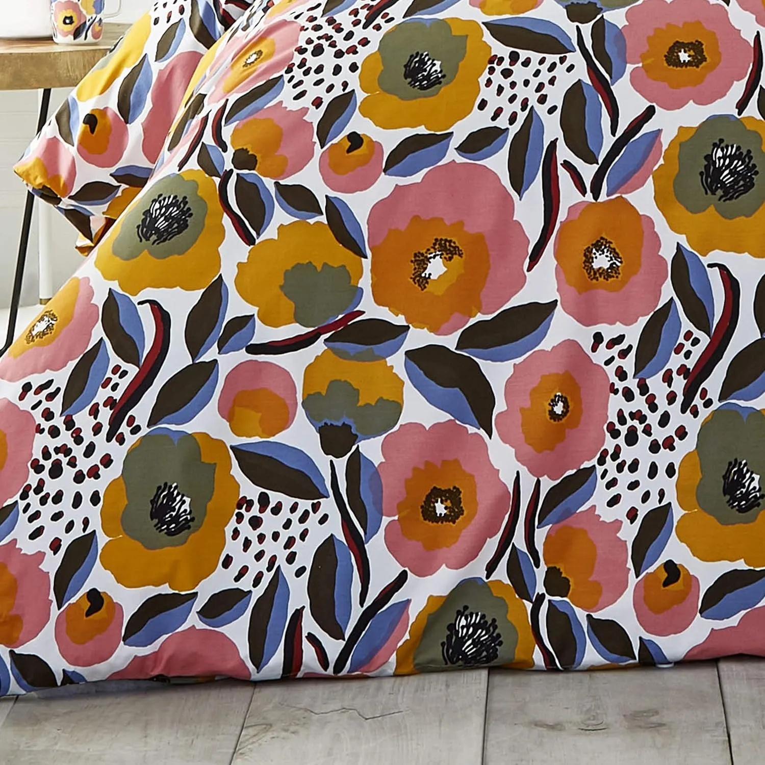 MARIMEKKO - Queen Duvet Cover Set, Cotton Percale Bedding with Matching Shams & Button Closure, All Season Home Decor (Rosarium Pink, Queen)