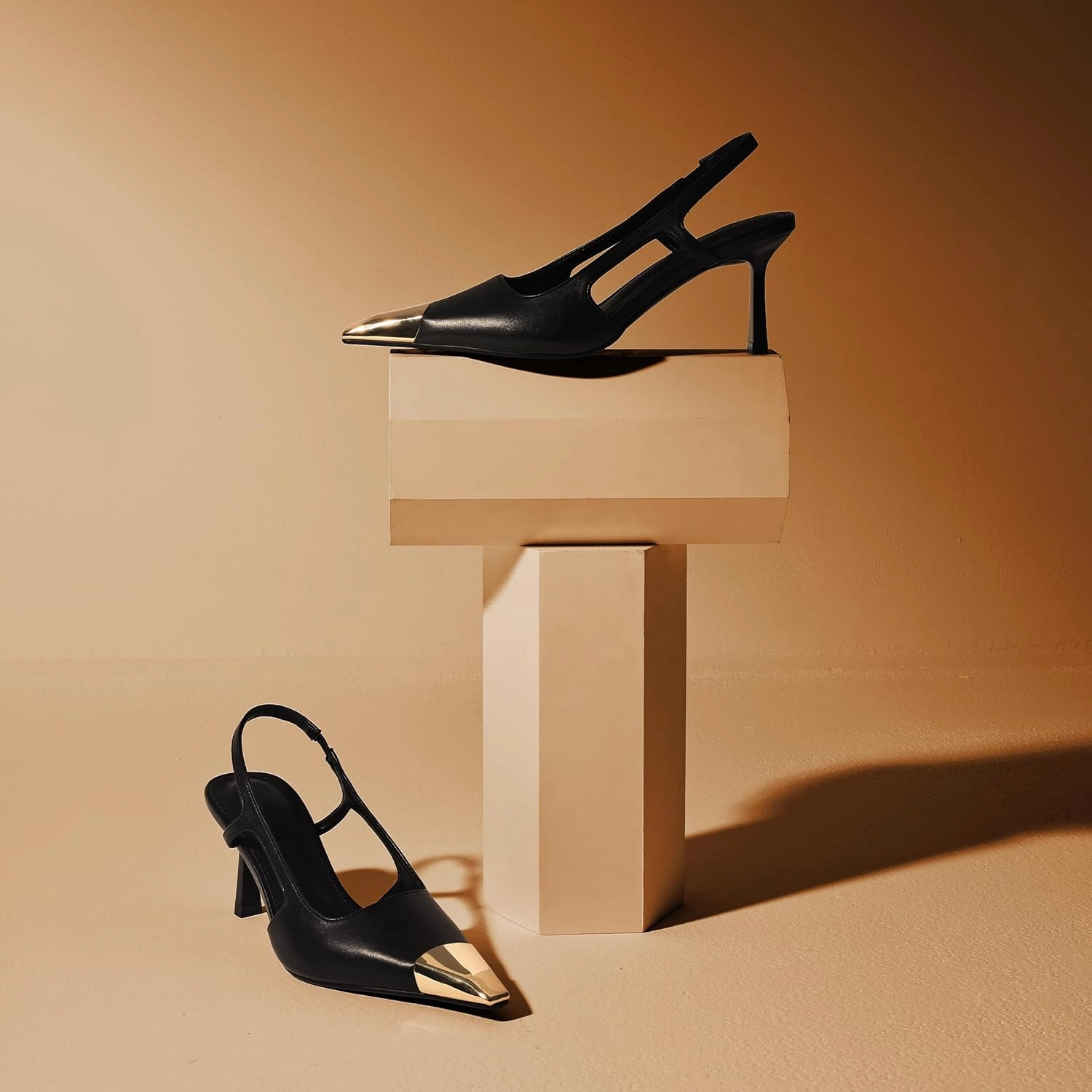 MeiLuSi Slingback Heels for Women IN3 Kitten Heels Metal Pointed Toe Pumps Backless Heels Slip on Elastic Strap Party Dress Shoes