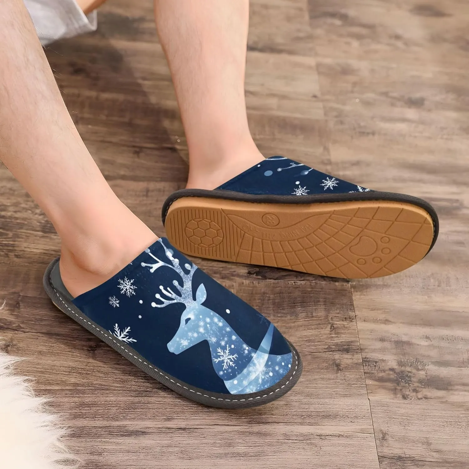 MNSRUU Fuzzy Slippers House Slippers for Women Men Gnomes Rose Black Plush Warm Slippers Winter Soft Slippers Bedroom Shoes Plush Lining Indoor Non-slip