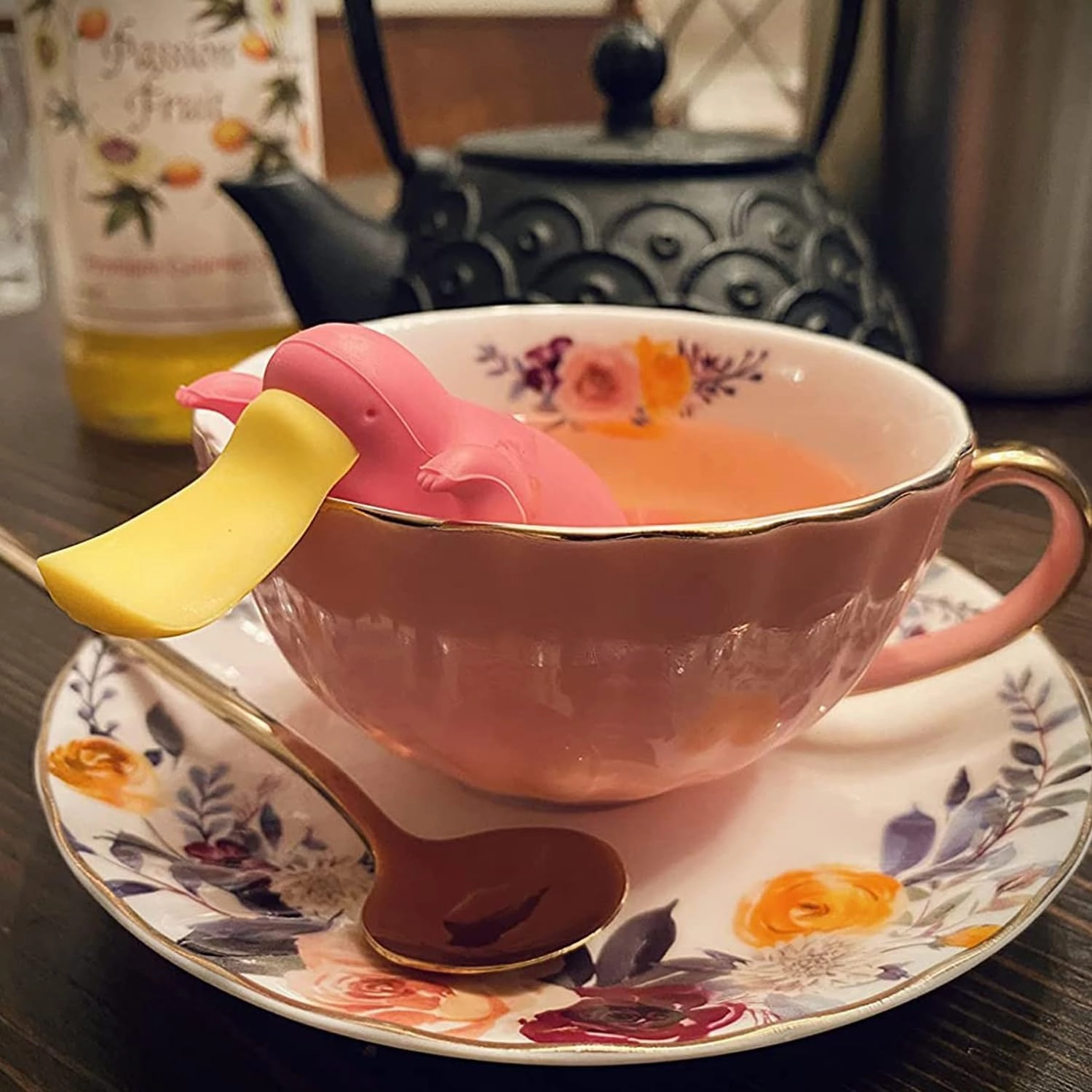 ONEUSTAR Tea Cup and Saucer Set for 1 Bone China English Tea Cup with Spoon Floral Teacup 8 oz British Coffee Latte Mug for Mother's Day Gifts, Pink