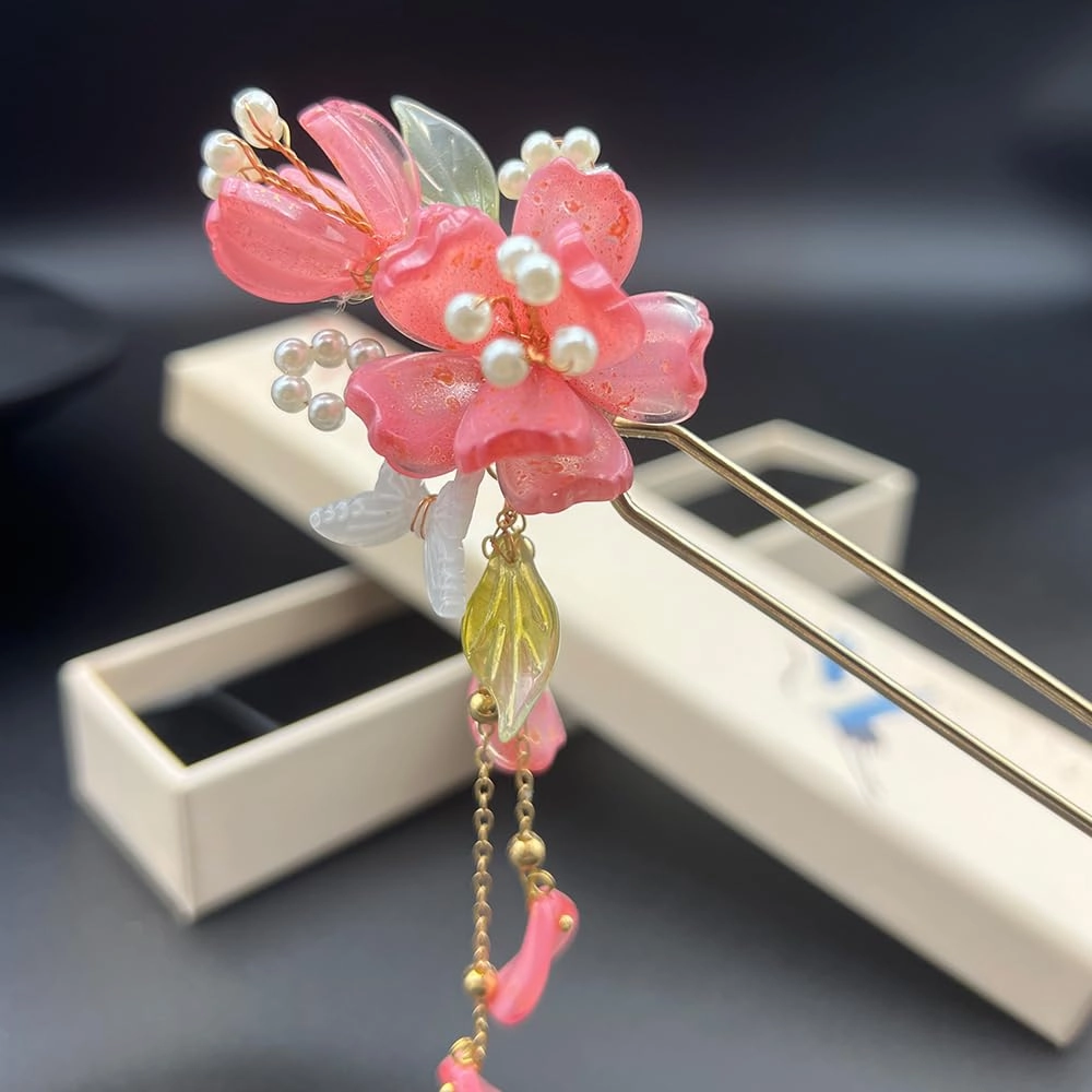 Pink Hydrangea with Pearl Tassels Chinese Hanfu Hair Clip Hair Accessories for Women Girls Long Hair (Hydrangea)