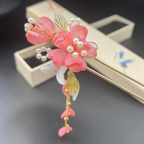 Pink Hydrangea with Pearl Tassels Chinese Hanfu Hair Clip Hair Accessories for Women Girls Long Hair (Hydrangea)