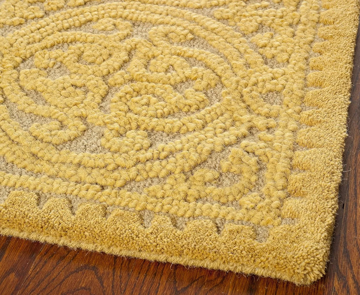 SAFAVIEH Cambridge Collection Area Rug - 8' Square, Light Gold & Dark Gold, Handmade Moroccan Wool, Ideal for High Traffic Areas in Living Room, Bedroom (CAM233A)