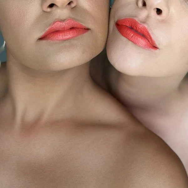 St Renais Lip   Cheek Tint