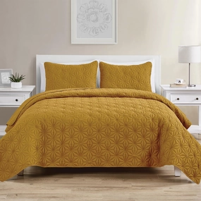 VCNY Home - Quilt Set, Soft Bedding with Matching Shams, Dorm Room Essentials, Use As Bedspread or Throw Blanket (Kaleidoscope Gold, Full/Queen)