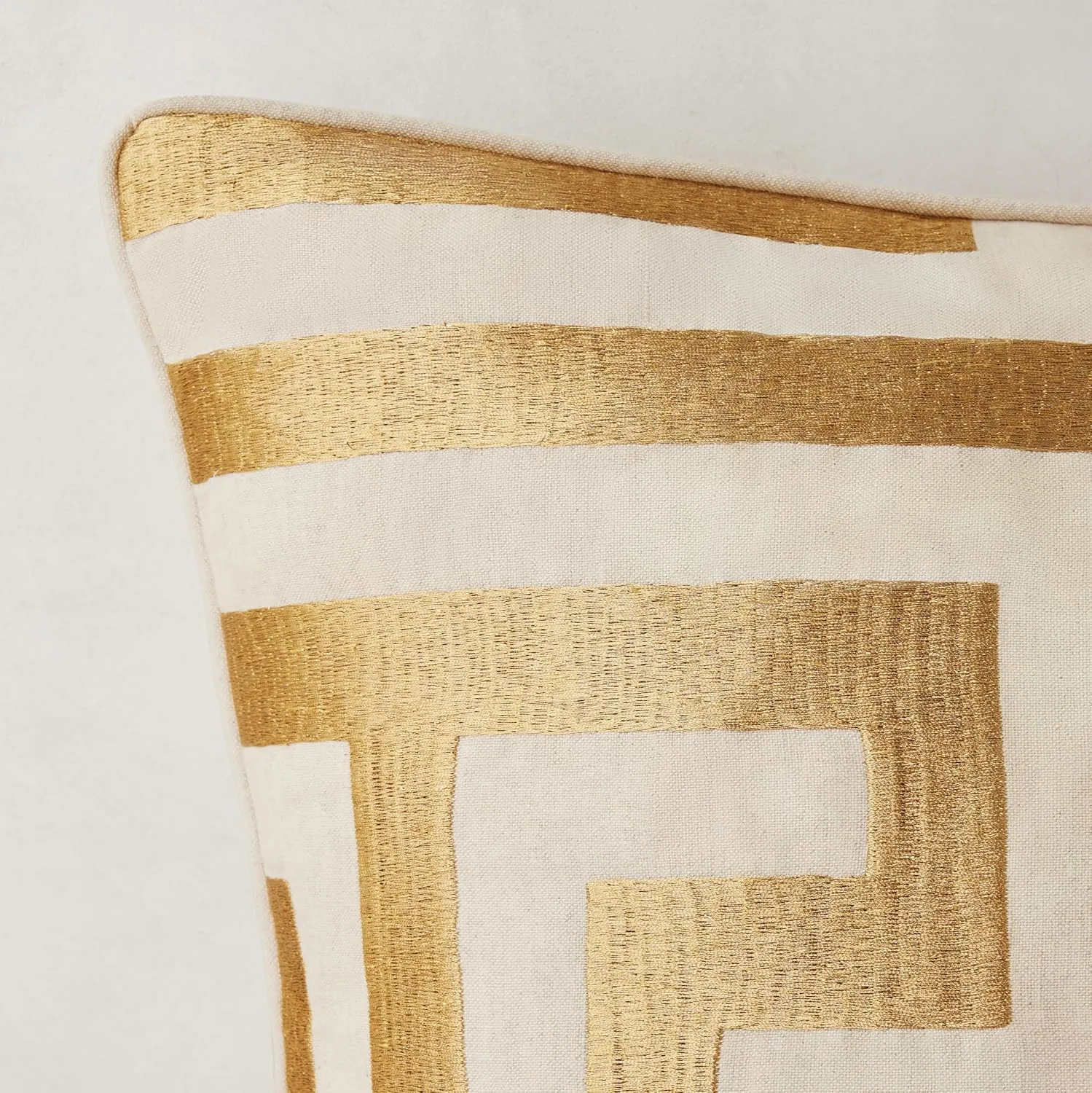 Z Gallerie Soft Throw Pillow, Linen Decorative Cushion for Sofa Bedroom Living car, 22" x 22", White and Gold